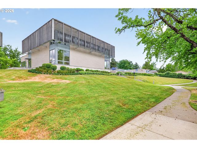 14775 Nw OAKHILLS Dr, Beaverton, OR 97006