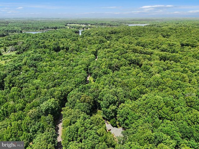 13517 5TH CORPS LN, Fredericksburg, VA 22407