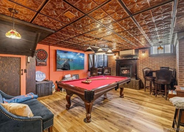 1 Hillcrest Street, Niagara Falls, NY 14303