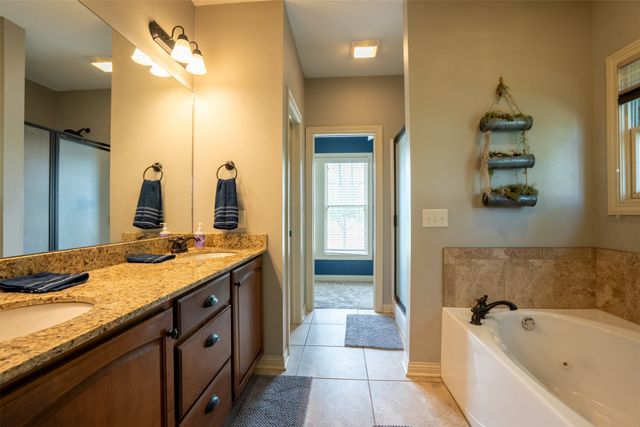 1902 SW 18th Street, Ankeny, IA 50023
