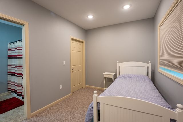1902 SW 18th Street, Ankeny, IA 50023