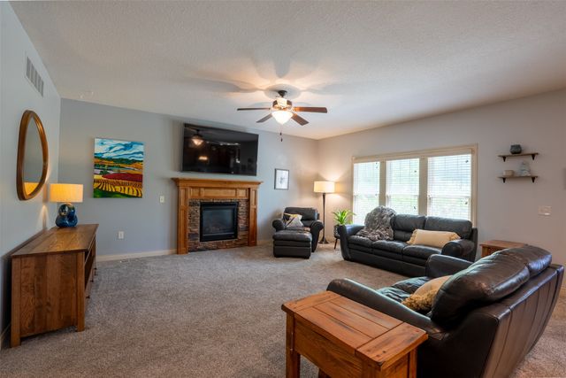 1902 SW 18th Street, Ankeny, IA 50023