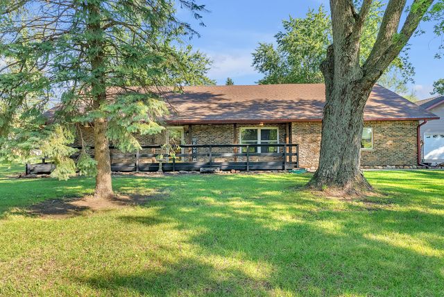 298 E 1100 N, Wheatfield, IN 46392