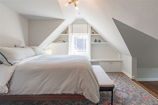 5515 Vanderbilt Avenue, Dallas, TX 75206