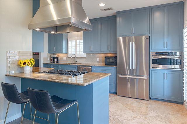 5515 Vanderbilt Avenue, Dallas, TX 75206