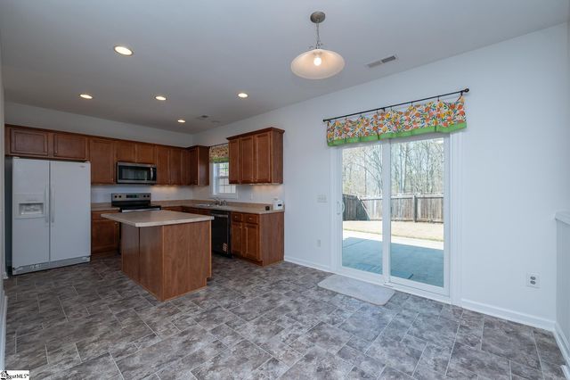 815 Bayshore Lane, Moore, SC 29369