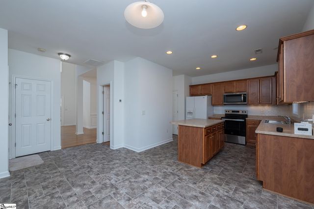 815 Bayshore Lane, Moore, SC 29369