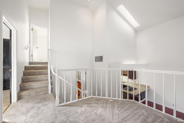 9239 Lakewood Dr, Windsor, CA 95492