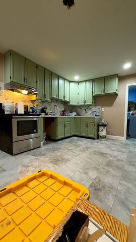 12527 Greenbriar Road, Carterville, IL 62918