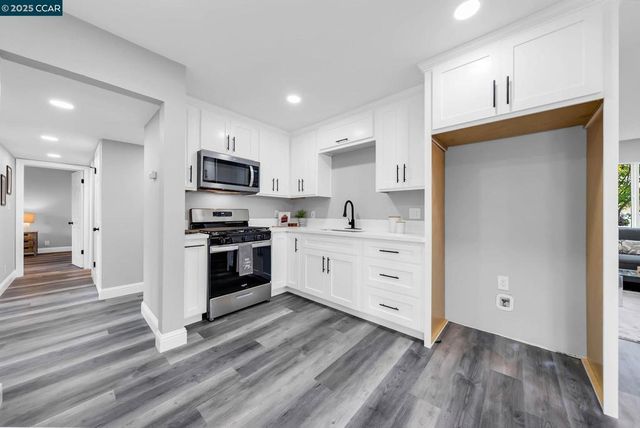 124 Purdue Dr, Vallejo, CA 94589