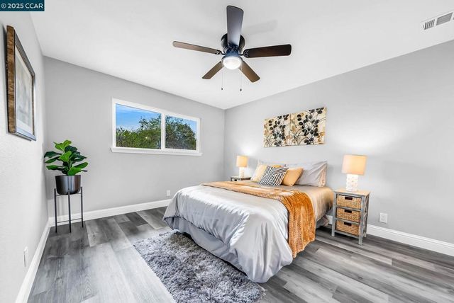 124 Purdue Dr, Vallejo, CA 94589