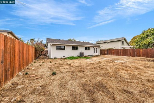 124 Purdue Dr, Vallejo, CA 94589
