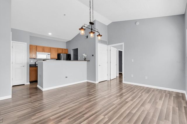 10764 70TH AVENUE 3307, Seminole, FL 33772