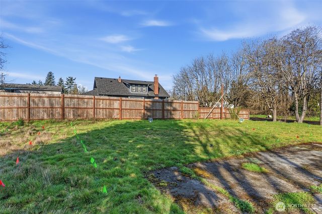 324 E 40th Street, Tacoma, WA 98404