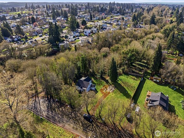 324 E 40th Street, Tacoma, WA 98404