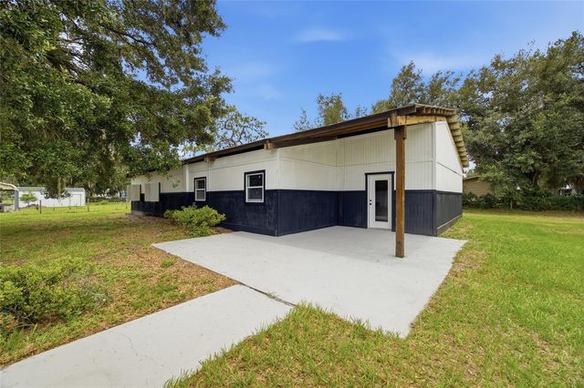 1205 E KNIGHTS GRIFFIN ROAD, Plant City, FL 33565