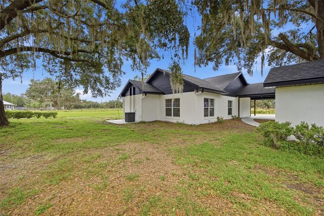 1205 E KNIGHTS GRIFFIN ROAD, Plant City, FL 33565