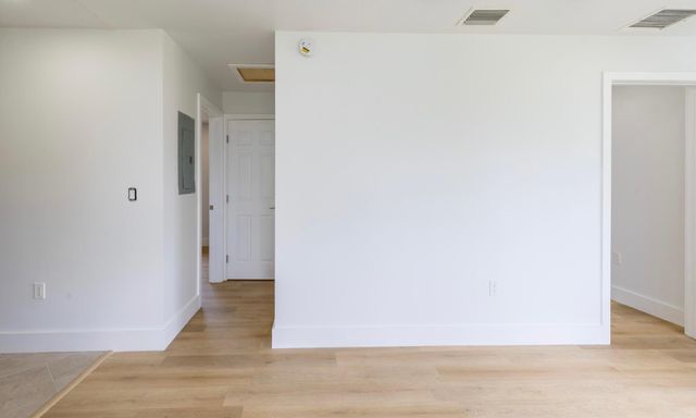 2921 NW 11TH Street, Fort Lauderdale, FL 33311