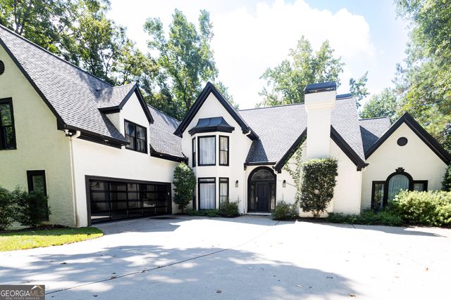 700 S Brighton Court NW, Atlanta, GA 30327