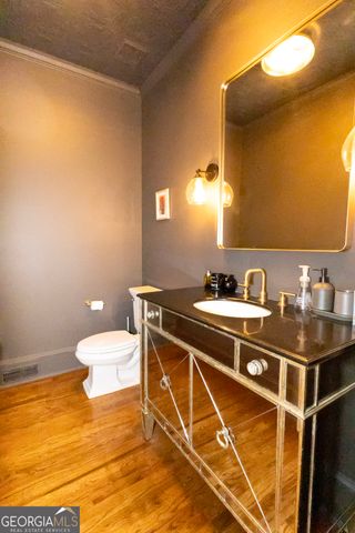 700 S Brighton Court NW, Atlanta, GA 30327