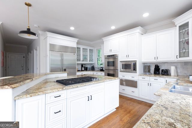 700 S Brighton Court NW, Atlanta, GA 30327