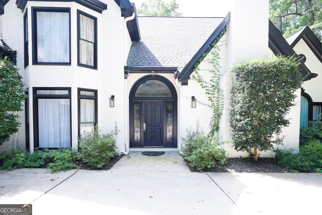 700 S Brighton Court NW, Atlanta, GA 30327