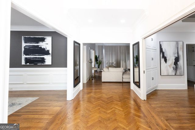 700 S Brighton Court NW, Atlanta, GA 30327