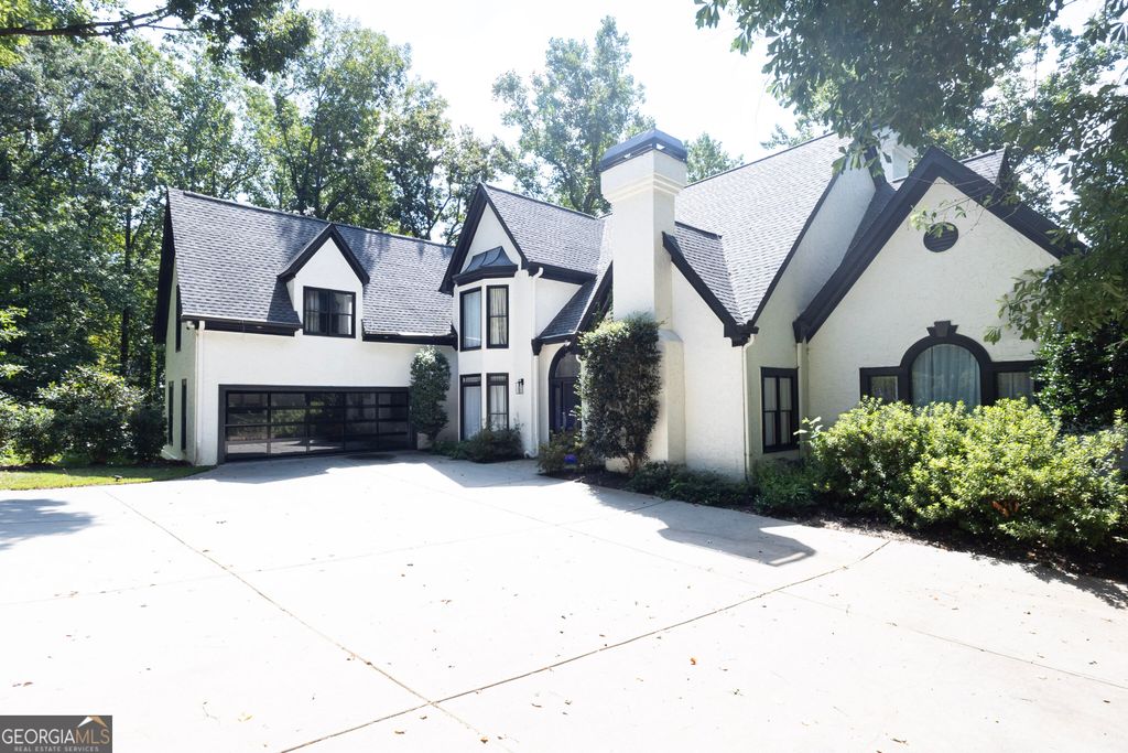 700 S Brighton Court NW, Atlanta, GA 30327