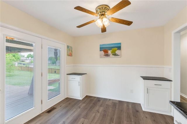 810 Pine crest Avenue, Kearney, MO 64060
