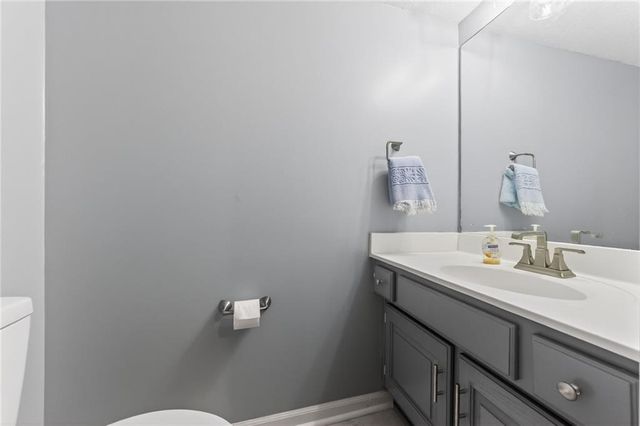 810 Pine crest Avenue, Kearney, MO 64060