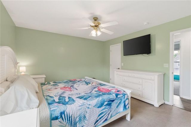 810 Pine crest Avenue, Kearney, MO 64060