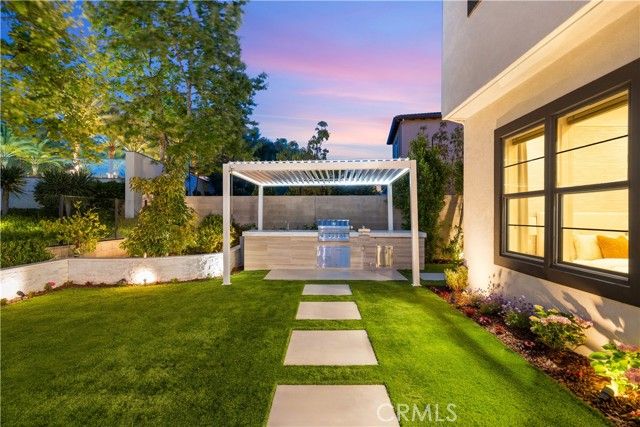 100 Bellatrix, Irvine, CA 92618