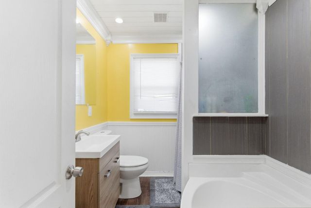 1812 Yorktown Road, Lexington, KY 40504