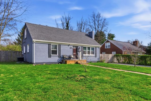 1812 Yorktown Road, Lexington, KY 40504