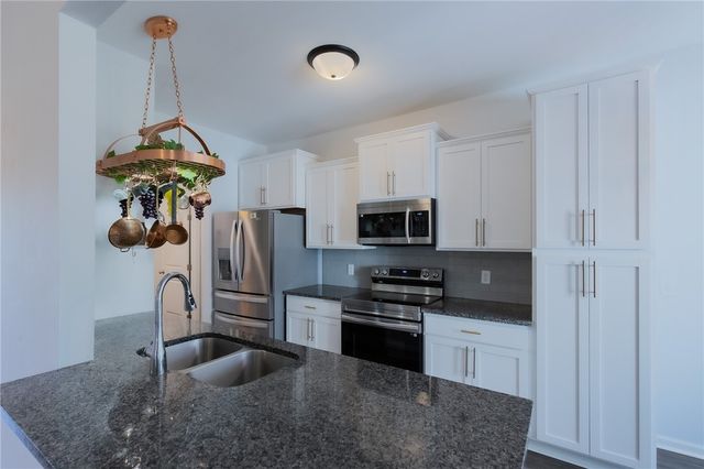 125 Halcyon Way NE, Ludowici, GA 31316