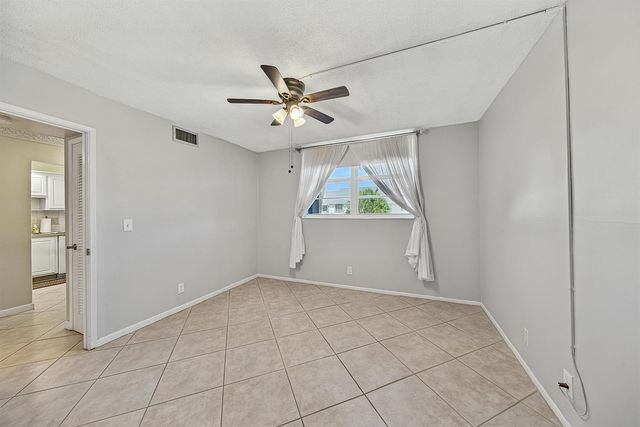 400 SE 10th Street 205, Deerfield Beach, FL 33441