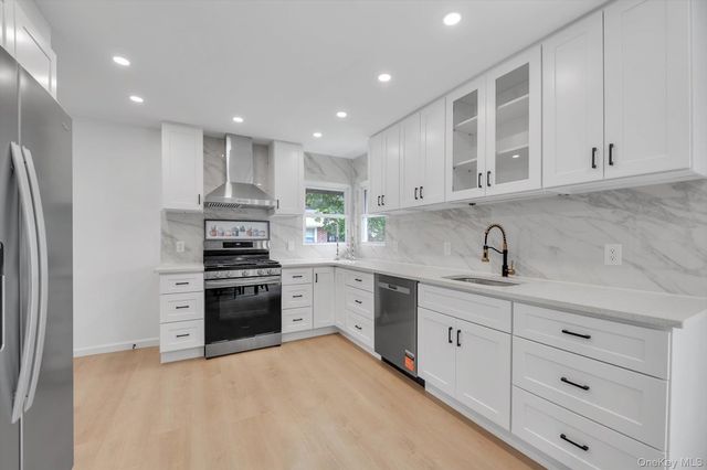 788 Dean Drive, Baldwin, NY 11510