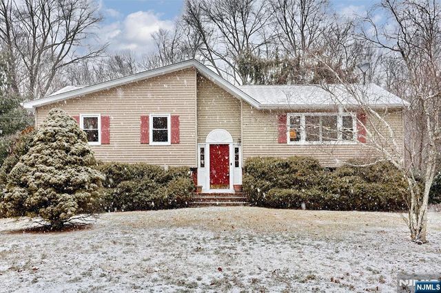 131 James Drive, Ringwood, NJ 07456