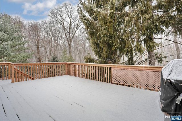 131 James Drive, Ringwood, NJ 07456