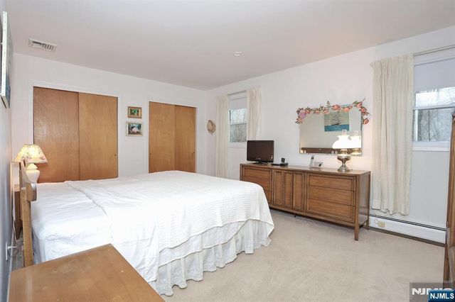 131 James Drive, Ringwood, NJ 07456