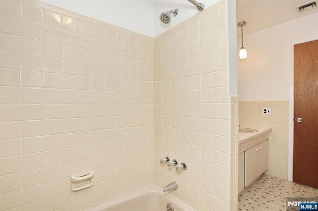 131 James Drive, Ringwood, NJ 07456