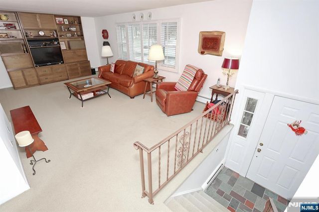 131 James Drive, Ringwood, NJ 07456