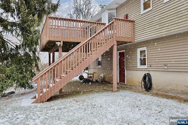 131 James Drive, Ringwood, NJ 07456