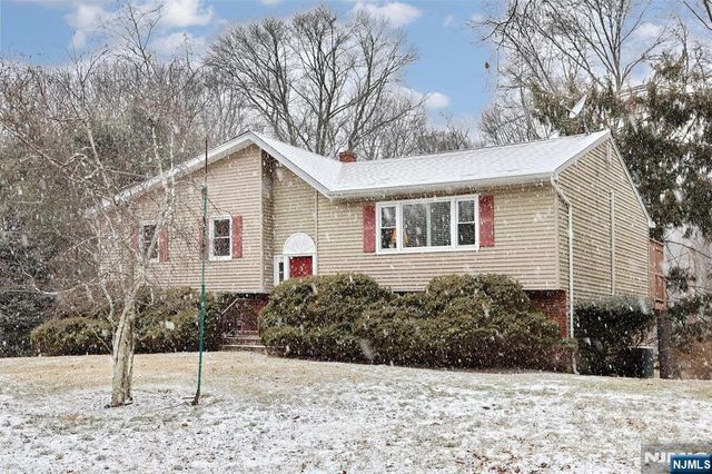 131 James Drive, Ringwood, NJ 07456