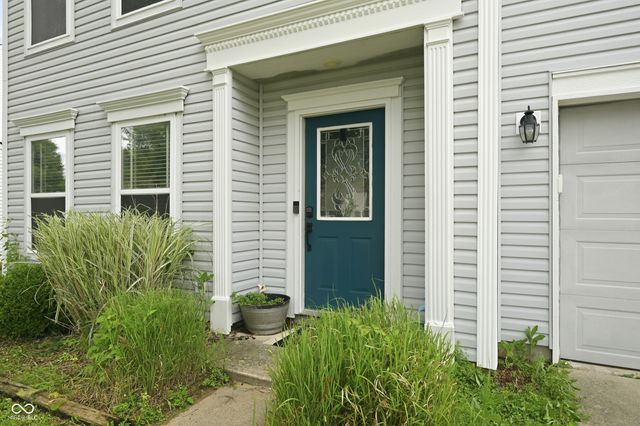 6345 Graybrook Circle, Indianapolis, IN 46237