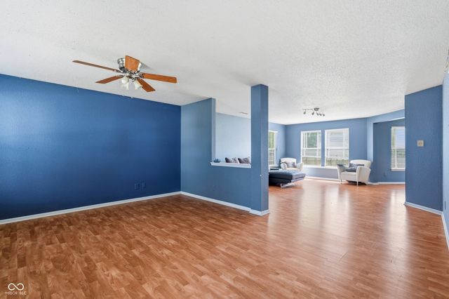 6345 Graybrook Circle, Indianapolis, IN 46237
