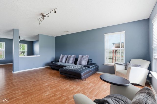 6345 Graybrook Circle, Indianapolis, IN 46237