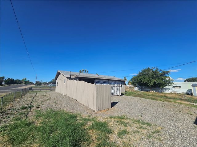 2800 E Thompson Avenue, Kingman, AZ 86409