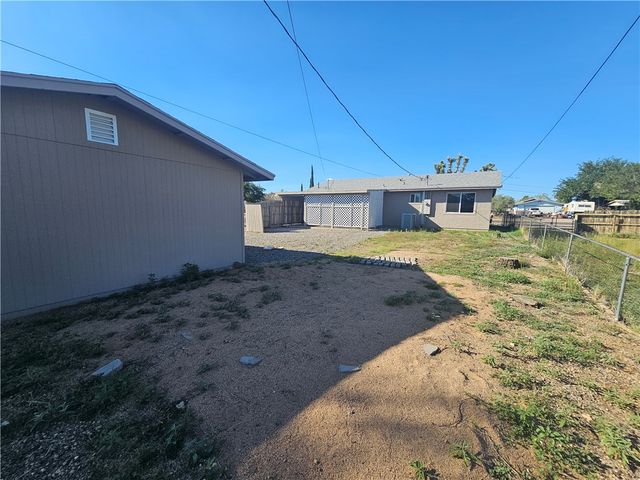 2800 E Thompson Avenue, Kingman, AZ 86409