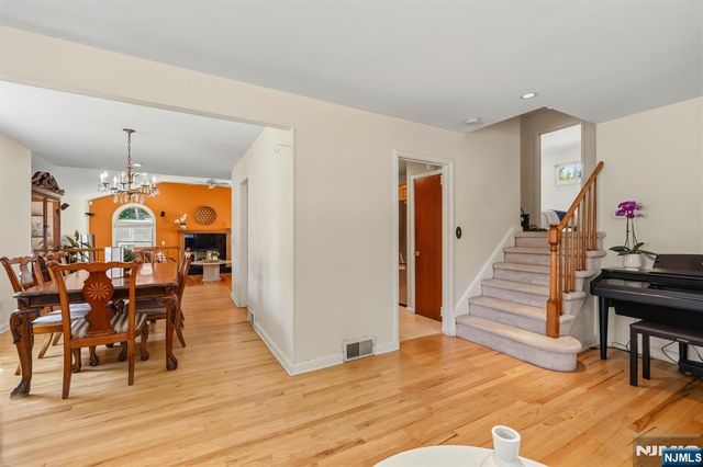 299 Davidson Avenue, Ramsey, NJ 07446